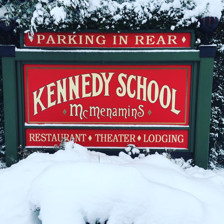 Hotel Mcmenamins Kennedy School Portland Zewnętrze zdjęcie