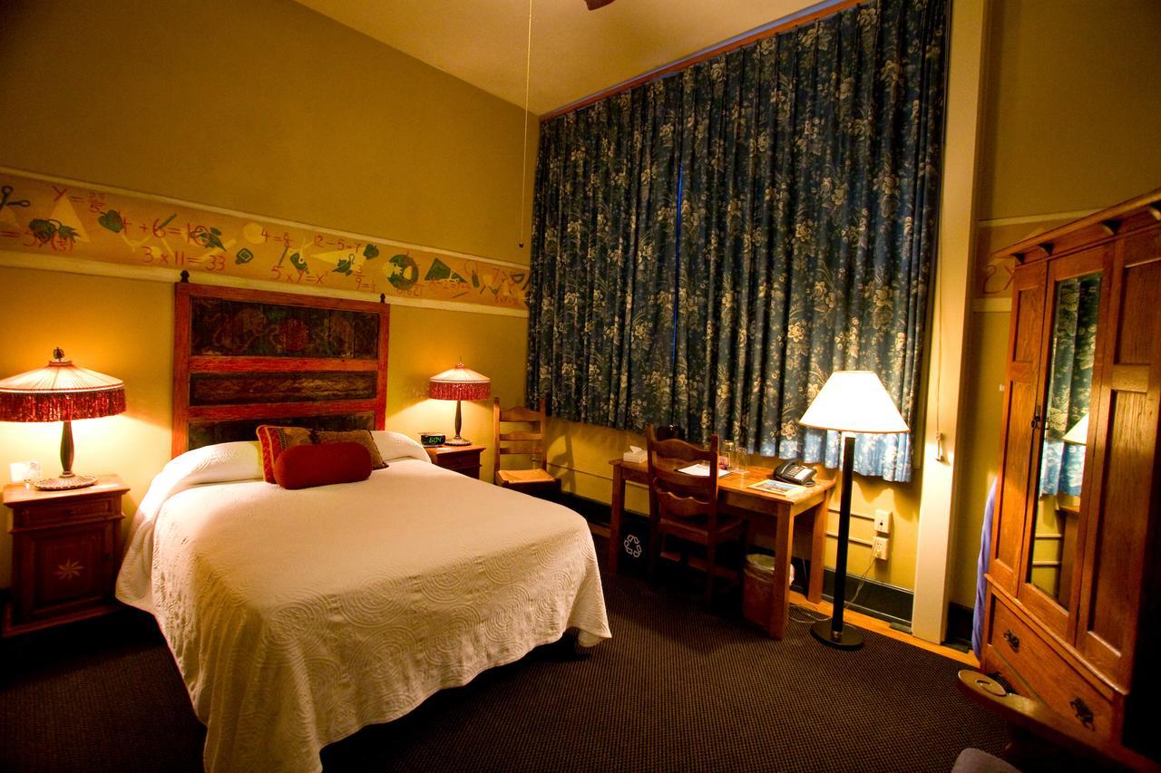 Hotel Mcmenamins Kennedy School Portland Zewnętrze zdjęcie
