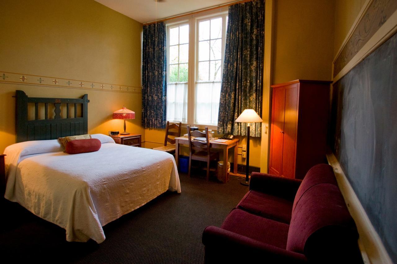 Hotel Mcmenamins Kennedy School Portland Zewnętrze zdjęcie